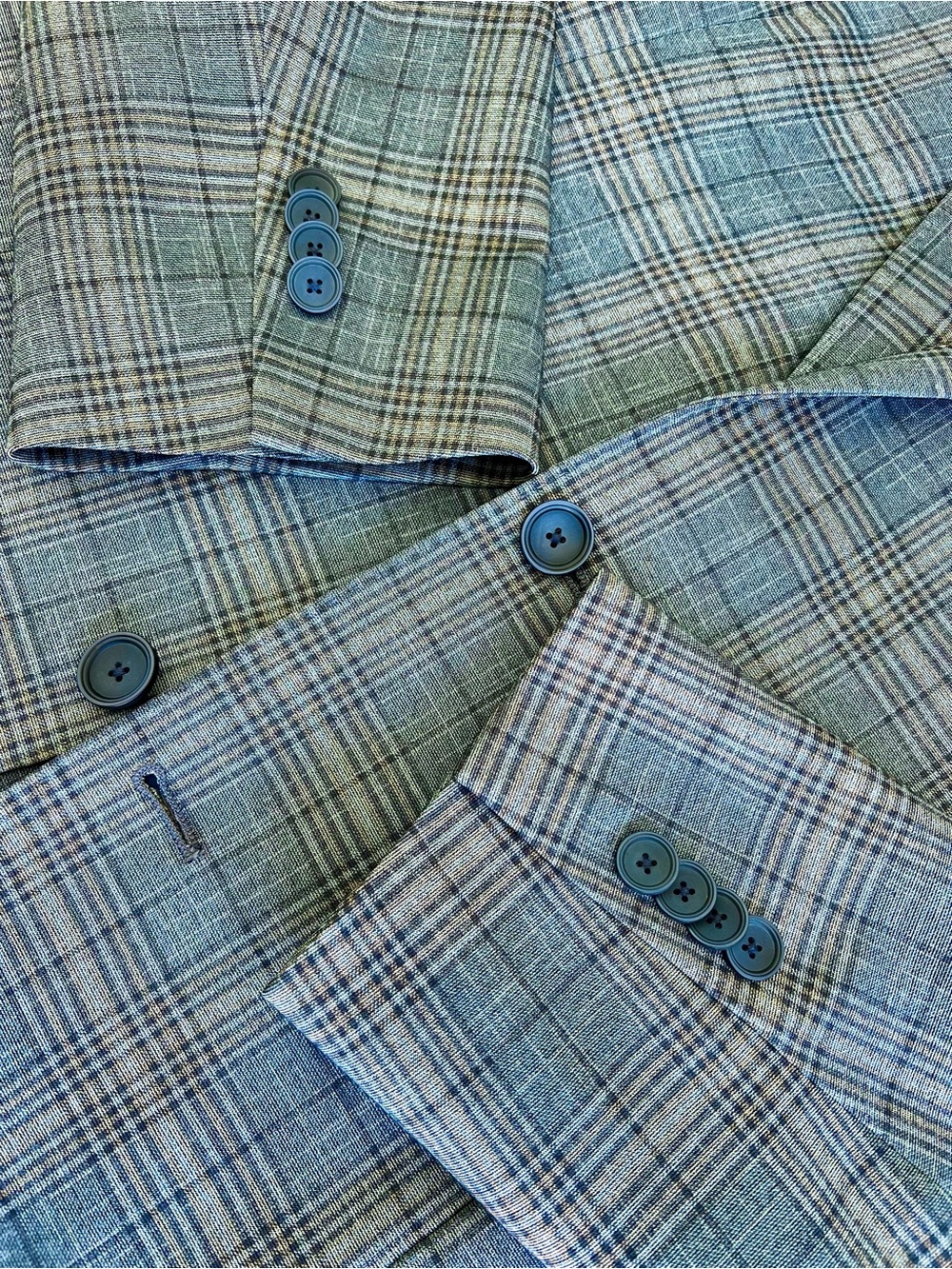 Wrinkle Free Stretch Soft Men's Plaid Blazer - Sport Coat - Picture 6 of 14